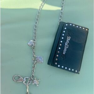 Harley Davidson tri-fold w/ chain and charms
